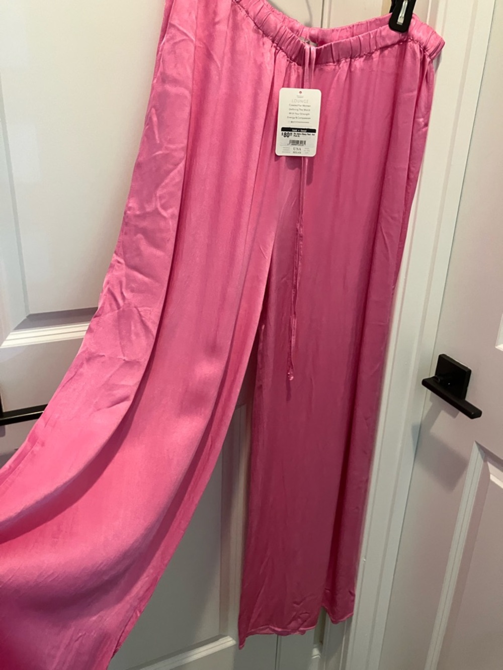 Pink Pull-On Lounge pants ( pjs) with Drawstring Waist. NWT